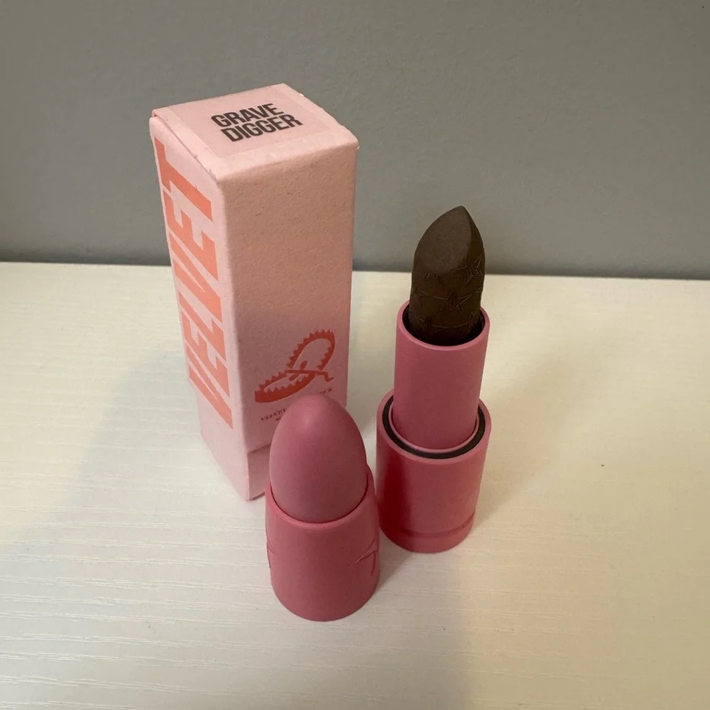 ⚡️2 for $30⚡️Jeffree Star Velvet Trap Lipstick - Picture 4 of 4